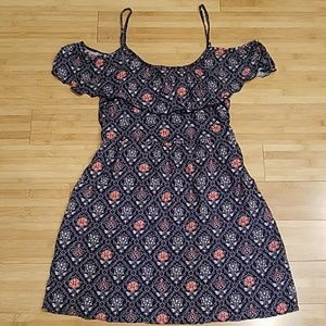 3 for 💲10! Hollister Off Shoulder Ruffle Dress L